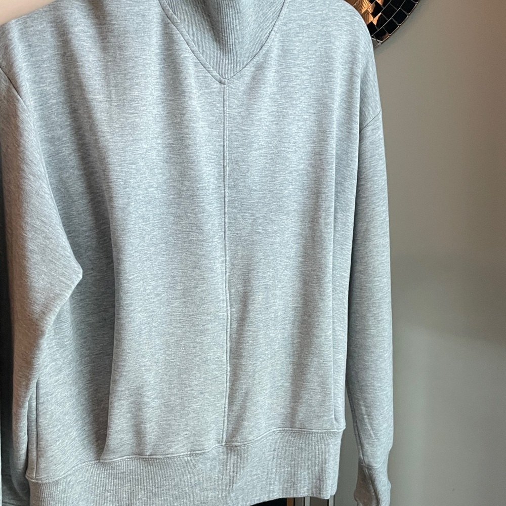 Athleta | Apollo Crewneck Sweatshirt | Sz S | Heather Gray | EUC